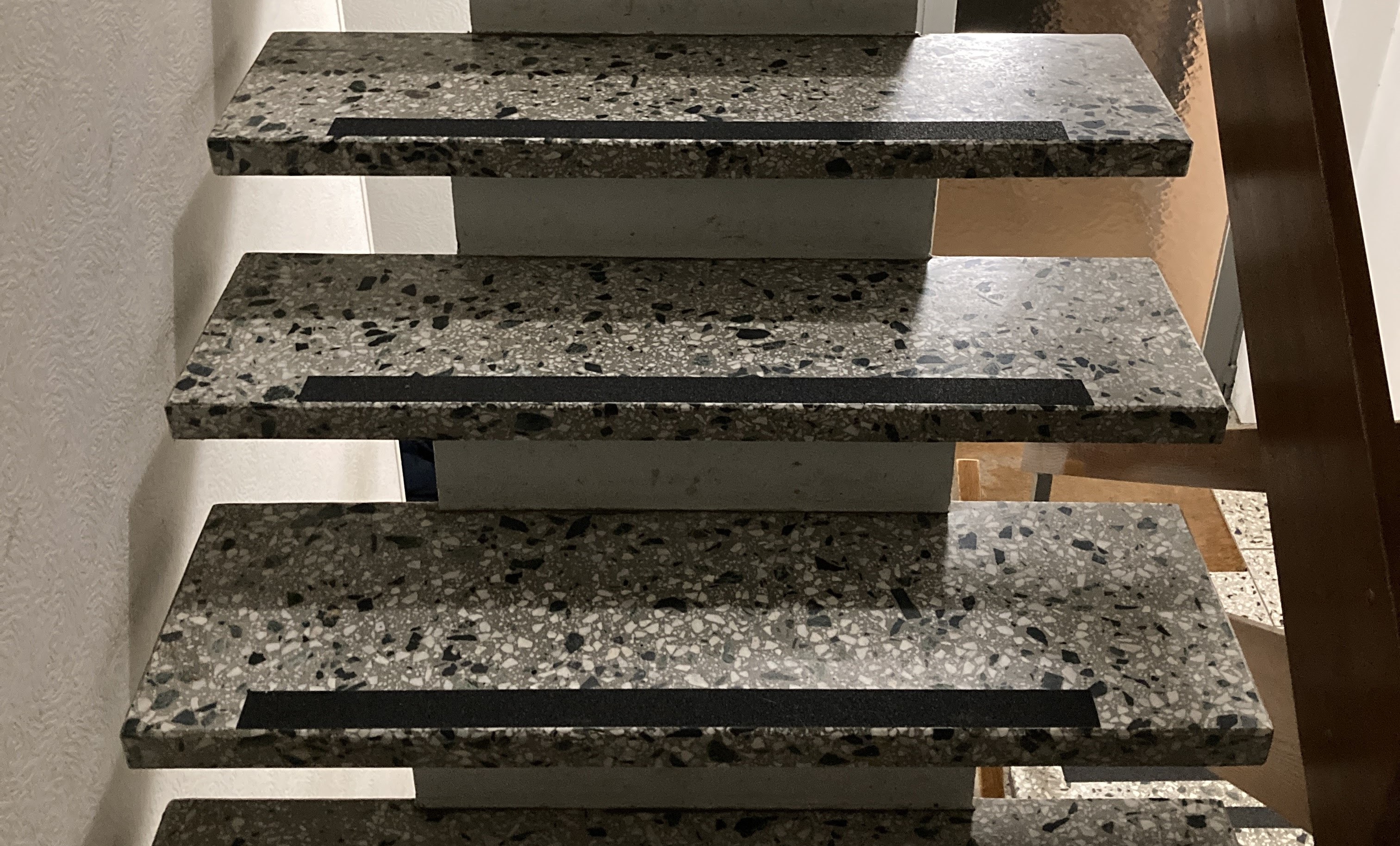 grip_tape_on_stairs